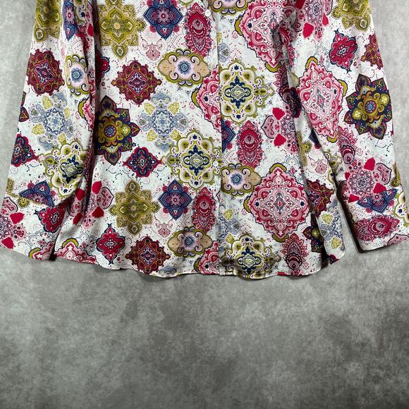 Cupcakes And Cashmere Blouse Womens Large‎ Pink Medallion Print Button Front Art - Picture 3 of 9